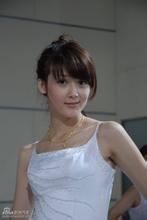 bo game slot Mai (Haruka Fukuhara) dengan bangga berkeliling pabrik